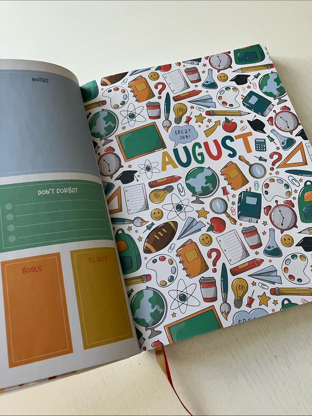 The Creative Expert 17 Month Bound Planner August 2026 - December 2027 (NWT) - Picture 8 of 15